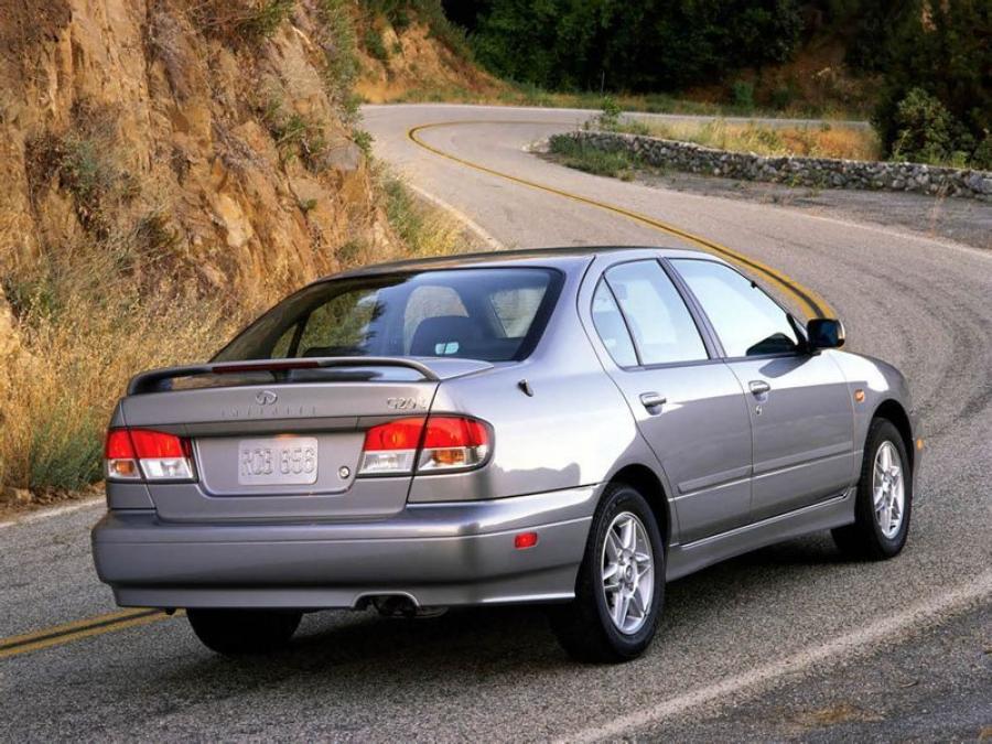  Infiniti G20 1998 года  (фото 9 из 12)